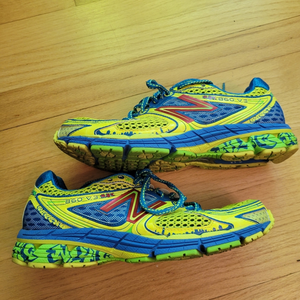New balance sneakers NYC marathon 2012 Women's size 10